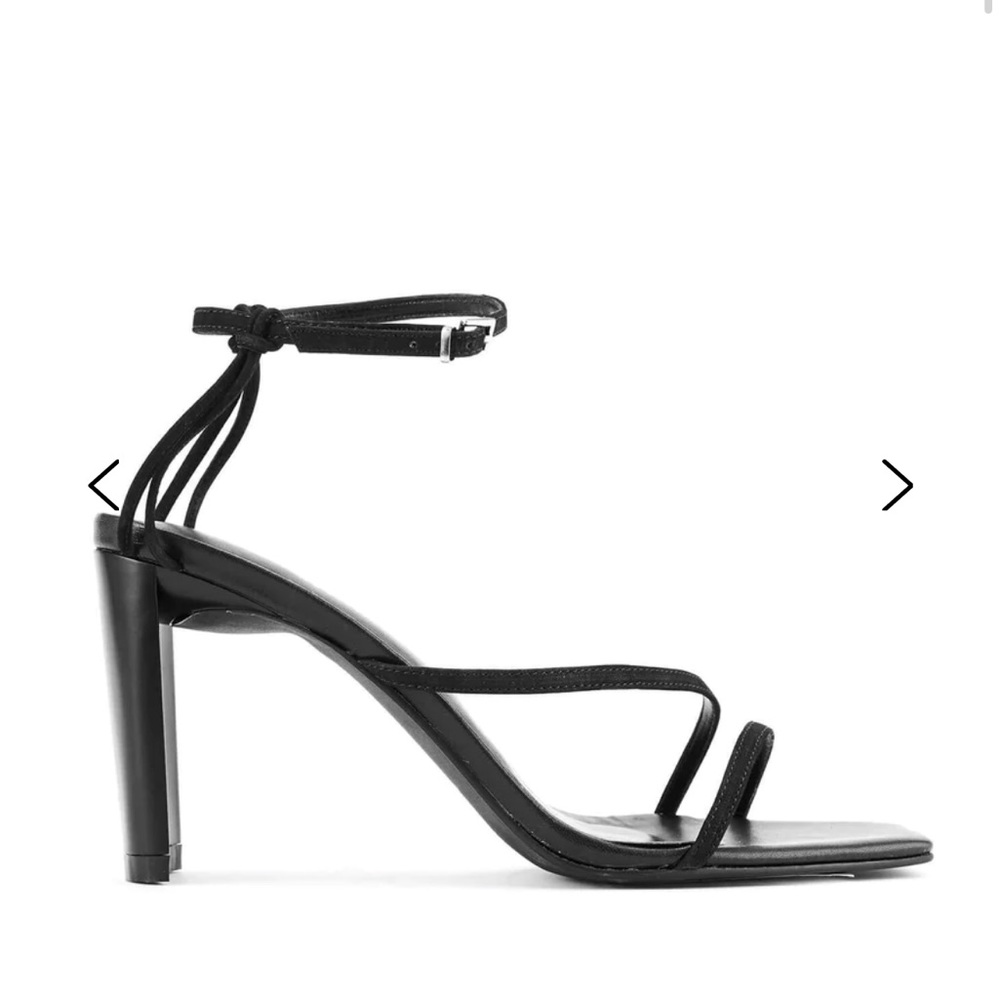 Nakedvice perfect black sandal